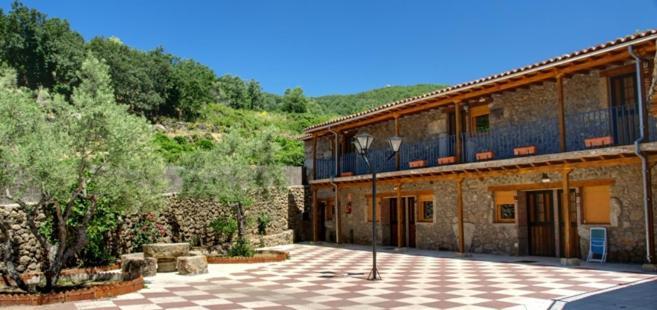 Albergue El Solitario Banos De Montemayor Exterior photo